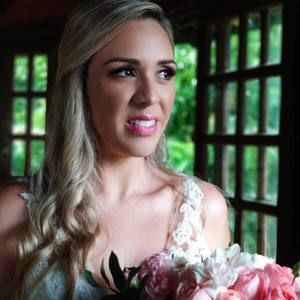 Meet your Posher, Aline